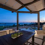 Villa Stornella By Mmega Case Canini